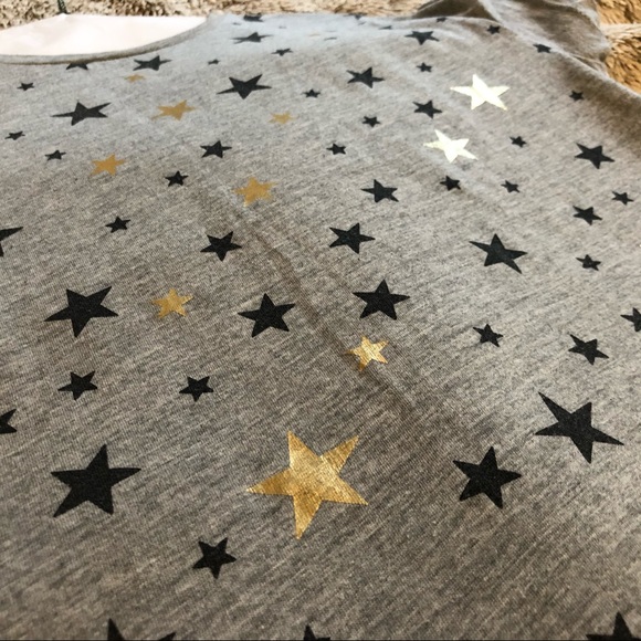 T-shirt with stars print - Picture 5 of 6
